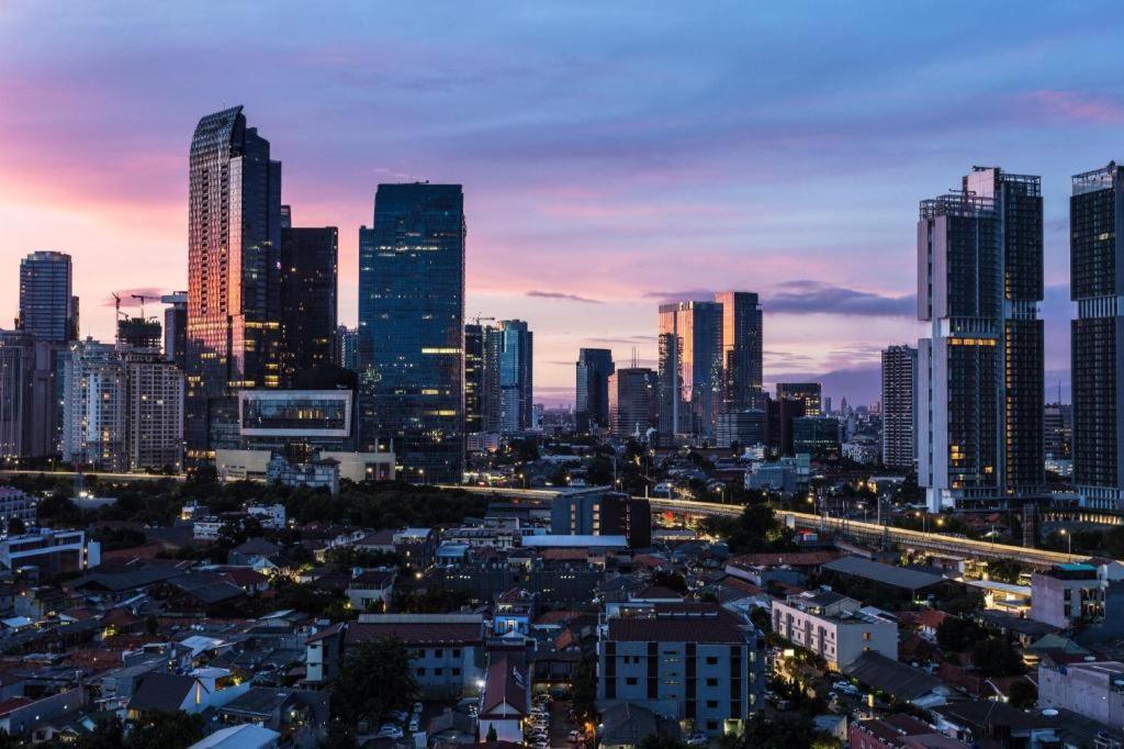 W Express Tebet Asrama Jakarta